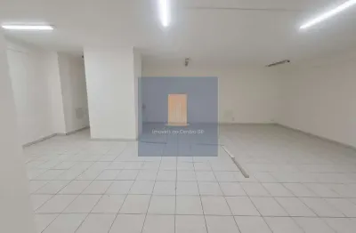 Casa comercial para alugar na Rua Líbero Badaró, Centro, São Paulo