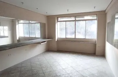 Ponto comercial para alugar na Praça da República, República, São Paulo