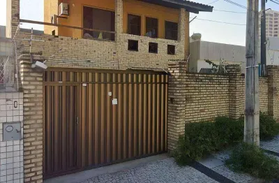 Casa com 330m²,  5 dormitórios à venda, 220 m² de área construída, por r$ 1.200.000 - tauape - fortaleza/ce