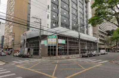 Excelente prédio comercial com 3.577,40m construídos em excelente localização no centro de curitiba.