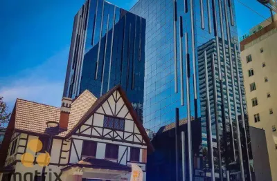 Sala comercial com 1 sala para alugar na Rua Emiliano Perneta, 952, Batel, Curitiba