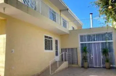 Excelente sobrado com 7 dormitórios à venda, 326 m² por r$ 990.000 - pinheirinho - curitiba/pr!