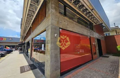 Loja para alugar, 47 m² por r$ 4.957,00/mês - uberaba - curitiba/pr