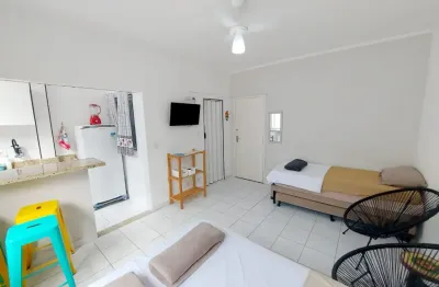 Kitnet / Stúdio à venda na Avenida Presidente Castelo Branco, 2250, Guilhermina, Praia Grande