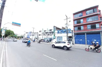Ponto comercial com 3 salas para alugar na Avenida Fernandes da Cunha, 123, Roma, Salvador