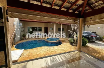 Casa com 3 quartos à venda na Rua Doutor Wanthuildes Irajaya Lobo, Jardim Terramérica III, Americana