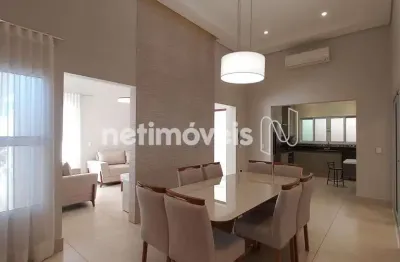 Casa com 3 quartos para alugar na Rua Guanabara, Chácara Machadinho I, Americana