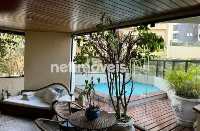 Apartamento com 4 quartos para alugar na Rua Professor Alexandre Correia, 591, Jardim Vitoria Regia, São Paulo