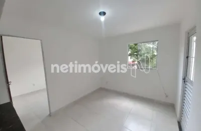 Apartamento com 2 quartos para alugar na Rua Machado Monteiro, 103, Roma, Salvador