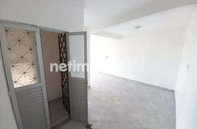 Apartamento com 2 quartos para alugar na Rua São Cristóvão, 113, Liberdade, Salvador