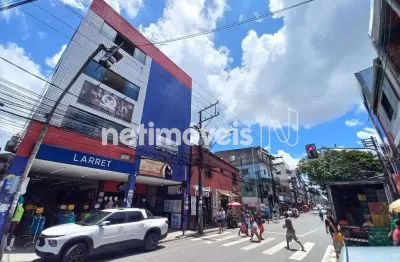 Ponto comercial com 3 salas para alugar na Rua Genaro de Carvalho, 17, Castelo Branco, Salvador