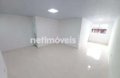 Apartamento 2 quartos para aluguel no uruguai ( cidade baixa )