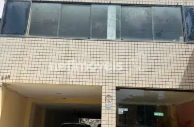 Ponto comercial com 4 salas para alugar na Rua Oswaldo Cruz, 229, Rio Vermelho, Salvador