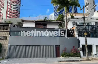 Casa Comercial &ndash; 400 m²; | 3 Pavimentos | 10 Salas | Varanda | Espaço Gourmet