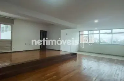Apartamento com 4 quartos para alugar na Rua Marechal Floriano, Canela, Salvador