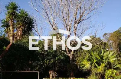 Casa de campo com piscina e churrasqueira na estancia figueira branca