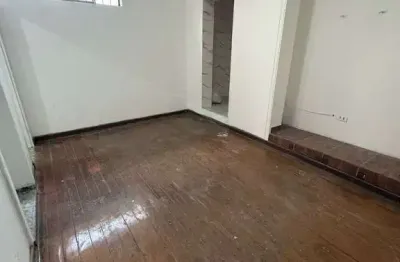 Casa com 2 quartos para alugar na rua anhangüera, 485, barra funda, são paulo por r$ 4.000