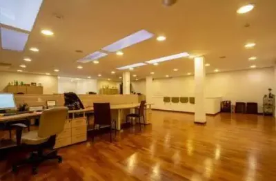 Casa comercial com 4 salas para alugar na rua frei galvão, 135, jardim paulistano, são paulo por r$ 37.009