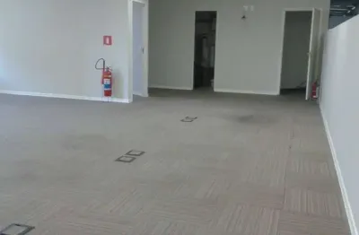 Sala comercial com 5 salas para alugar na rua geraldo flausino gomes, 78, cidade monções, são paulo por r$ 18.006