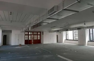 Sala comercial com 9 salas para alugar na rua geraldo flausino gomes, 78, cidade monções, são paulo por r$ 27.006