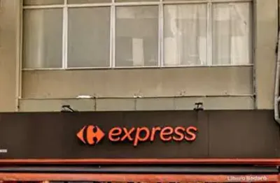 Ponto comercial com 3 salas para alugar na rua líbero badaró, 130, centro, são paulo por r$ 22.010