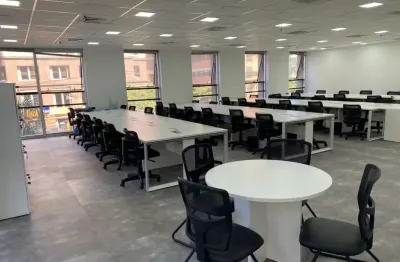 Sala comercial com 5 salas para alugar na rua alexandre dumas, 2220, chácara santo antônio, são paulo por r$ 22.914