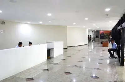 Sala comercial com 1 sala para alugar na rua geraldo flausino gomes, 78, cidade monções, são paulo por r$ 9.012