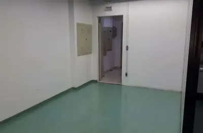 Sala comercial com 1 sala à venda na rua vinte e quatro de maio, 104, república, são paulo por r$ 470.009