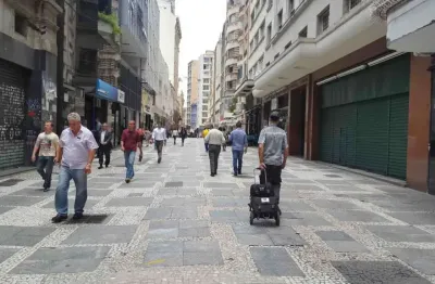 Ponto comercial com 2 salas para alugar na rua josé bonifácio, 215, sé, são paulo por r$ 11.006