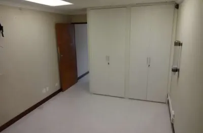 Sala comercial com 5 salas para alugar na rua da quitanda, 139, sé, são paulo por r$ 3.867