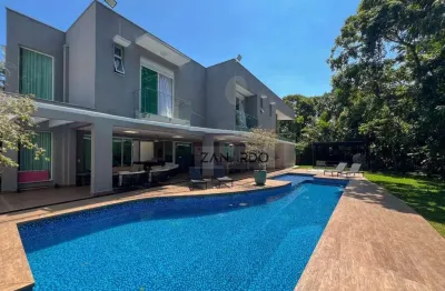 Casa à 600m da praia à venda em riviera de são lourenço