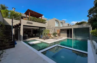 Casa à 500m da praia à venda em riviera de são lourenço