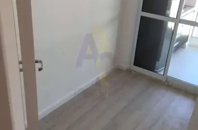 Cobertura duplex mobiliado com amplo terraço com espaço para churrasqueira. Muito moderna em prédio com lazer completo