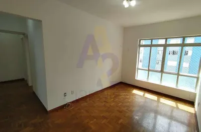 Apartamento amplo, muito iluminado com 2 dormitórios coladinho no metrô Sumaré