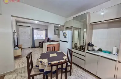 Apartamento  com 02  amplos dormitórios, no bairro são domingos