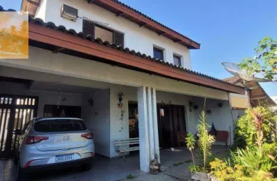 Sobrado com 3 dormitórios à venda, 248 m² por r$ 900.000,00 - mosteiro - itanhaém/sp