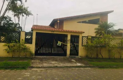 Casa com 3 dormitórios à venda, 181 m² por r$ 690.000,00 - jardim california - itanhaém/sp