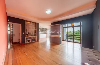 Casa com 5 quartos à venda na rua goitacaz, 349, vila assunção, porto alegre por r$ 1.300.000