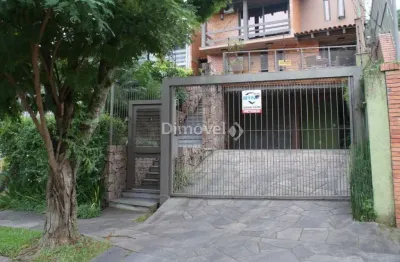 Casa com 3 quartos à venda na rua edgar luiz schneider, 490, jardim isabel, porto alegre por r$ 1.290.000