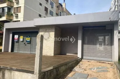 Casa com 3 quartos à venda na rua doutor dias de carvalho, 360, tristeza, porto alegre por r$ 1.850.000