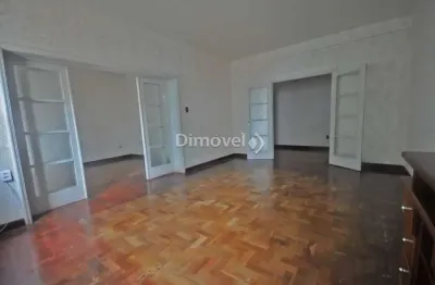 Apartamento com 3 quartos à venda na praça dom feliciano, 56, centro histórico, porto alegre por r$ 430.000