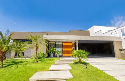 Casa em condomínio fechado com 3 quartos à venda na avenida juca batista, 8000, belém novo, porto alegre por r$ 3.300.000
