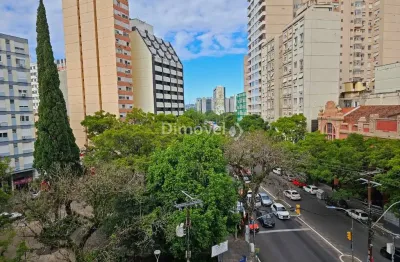 Apartamento com 2 quartos à venda na avenida borges de medeiros, 1042, centro histórico, porto alegre por r$ 499.000