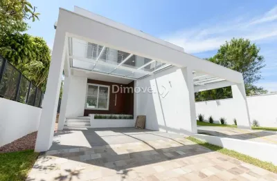 Casa com 3 quartos à venda na rua padre joão batista reus, 366, tristeza, porto alegre por r$ 1.000.000