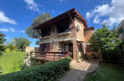 Casa com 3 quartos à venda na rua coroados, 1200, vila assunção, porto alegre por r$ 1.915.000