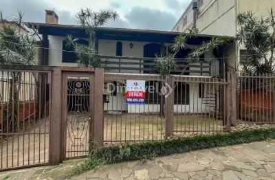 Casa com 5 quartos à venda na rua doutor mário totta, 1170, tristeza, porto alegre por r$ 750.000