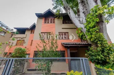 Casa em condomínio fechado com 3 quartos à venda na rua caeté, 525, vila assunção, porto alegre por r$ 898.000