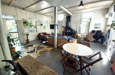 Casa com 3 quartos à venda na rua charruas, 59, espírito santo, porto alegre por r$ 750.000