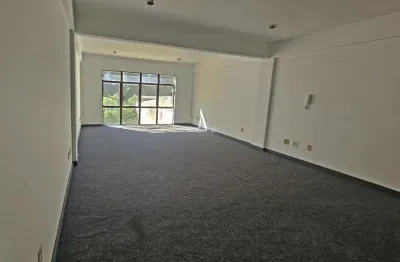 Sala comercial à venda na rua coronel fernando machado, 981, centro histórico, porto alegre por r$ 120.000