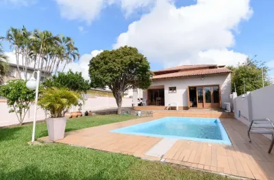 Casa com 4 quartos à venda na rua atílio supertti, 623, vila nova, porto alegre por r$ 970.000